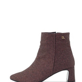 Femke |  Enkellaars Brons