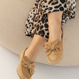 Naomi | Moccasin Kum
