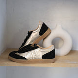 Nara | Sneaker Schwarz / Gold / Schwarz