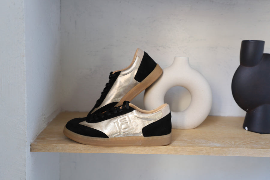 Nara | Sneaker Black / Gold / Black
