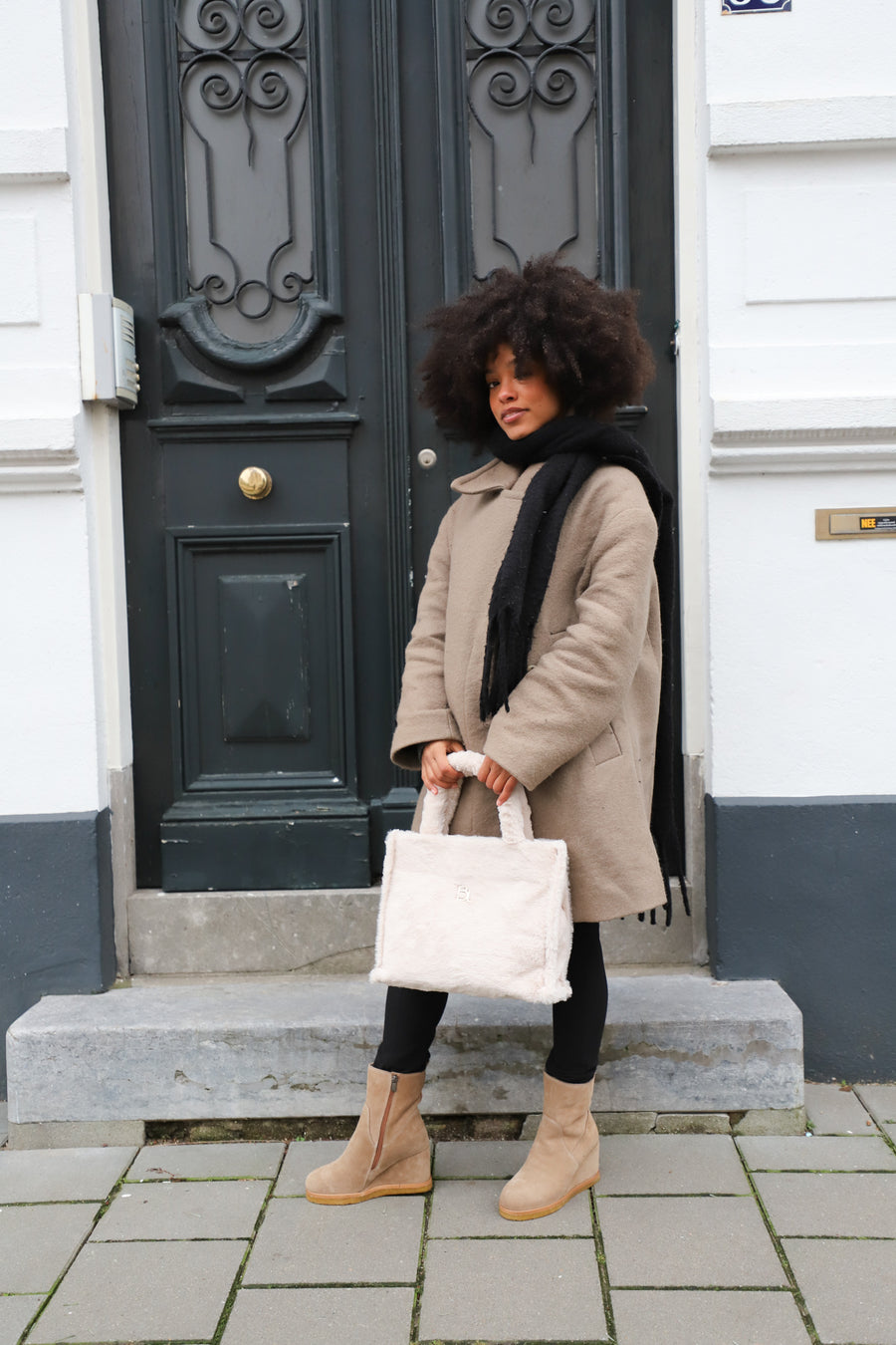 Oslo | Bag Beige Fluffy