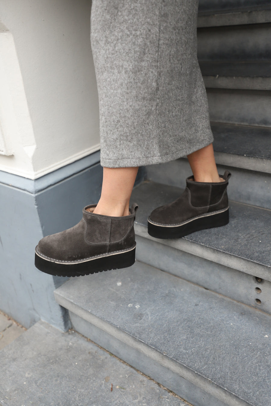 Noor | Fur boots Grey